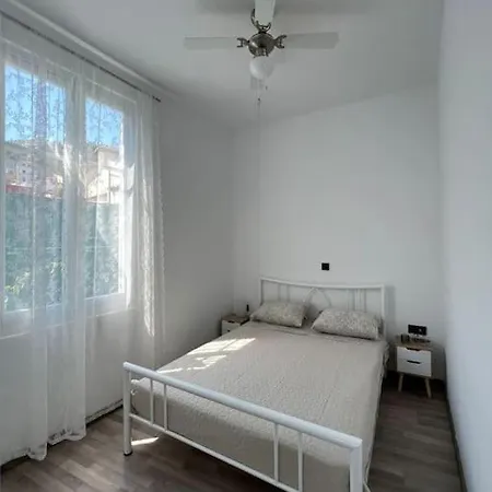 Appartement Bougainvillea 2 *