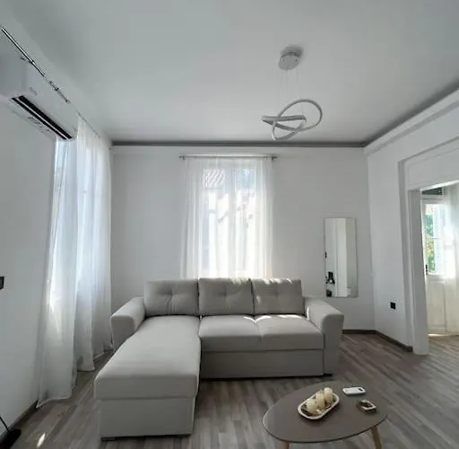 Bougainvillea 2 * Návplio